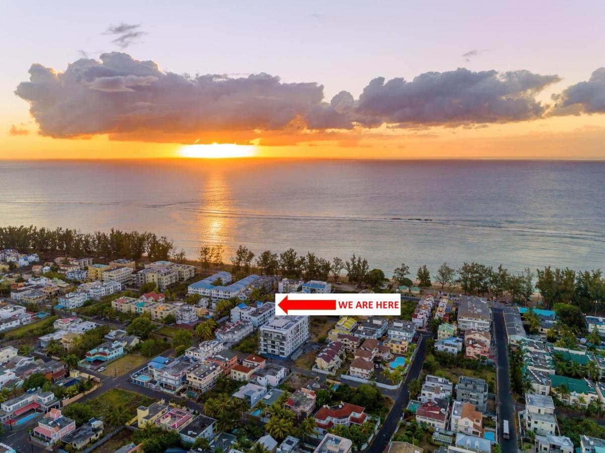 Les Cerisiers Beach Residence, Cosy And Modern 3 Bedroom Apartment Located 50 Metres From The Beach And From All Amenities And Restaurants On The Coastal Road Flic-en-Flacq Kültér fotó