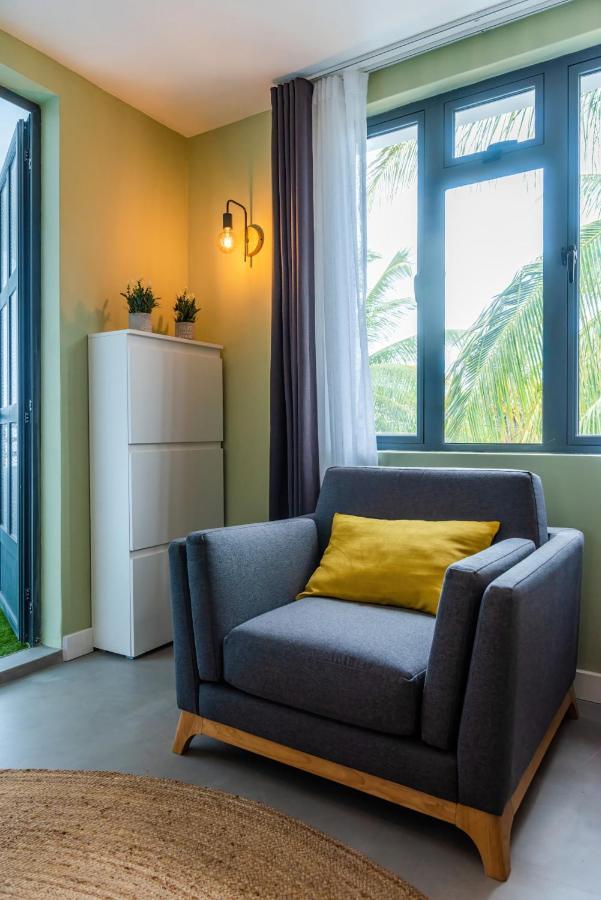 Les Cerisiers Beach Residence, Cosy And Modern 3 Bedroom Apartment Located 50 Metres From The Beach And From All Amenities And Restaurants On The Coastal Road Flic-en-Flacq Kültér fotó