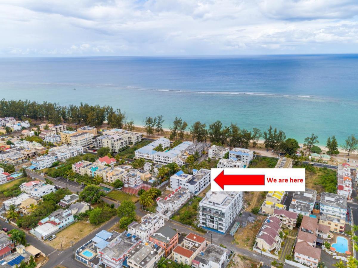 Les Cerisiers Beach Residence, Cosy And Modern 3 Bedroom Apartment Located 50 Metres From The Beach And From All Amenities And Restaurants On The Coastal Road Flic-en-Flacq Kültér fotó
