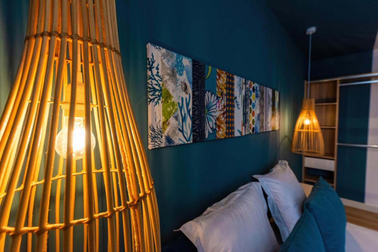 Les Cerisiers Beach Residence, Cosy And Modern 3 Bedroom Apartment Located 50 Metres From The Beach And From All Amenities And Restaurants On The Coastal Road Flic-en-Flacq Kültér fotó