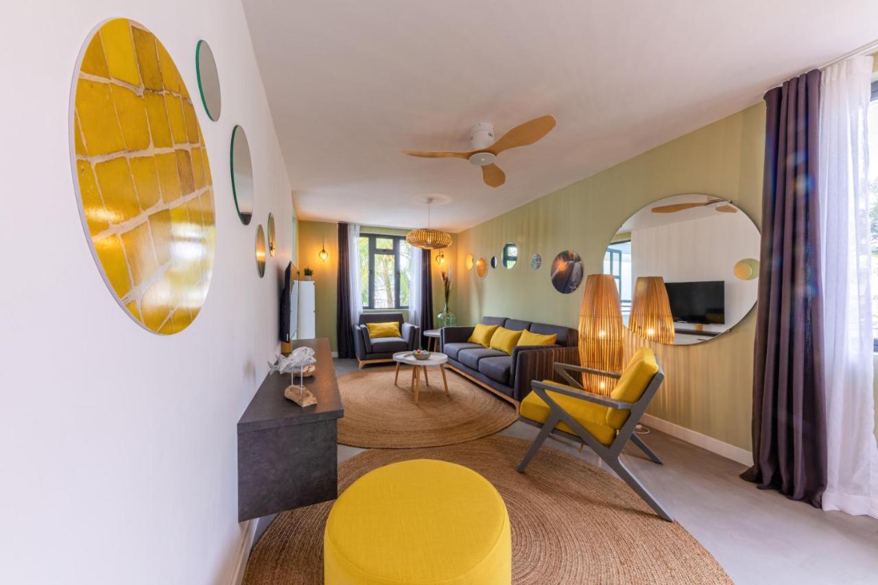 Les Cerisiers Beach Residence, Cosy And Modern 3 Bedroom Apartment Located 50 Metres From The Beach And From All Amenities And Restaurants On The Coastal Road Flic-en-Flacq Kültér fotó