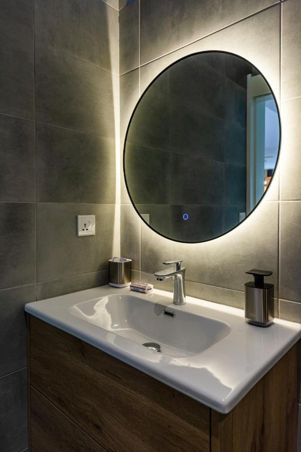 Les Cerisiers Beach Residence, Cosy And Modern 3 Bedroom Apartment Located 50 Metres From The Beach And From All Amenities And Restaurants On The Coastal Road Flic-en-Flacq Kültér fotó
