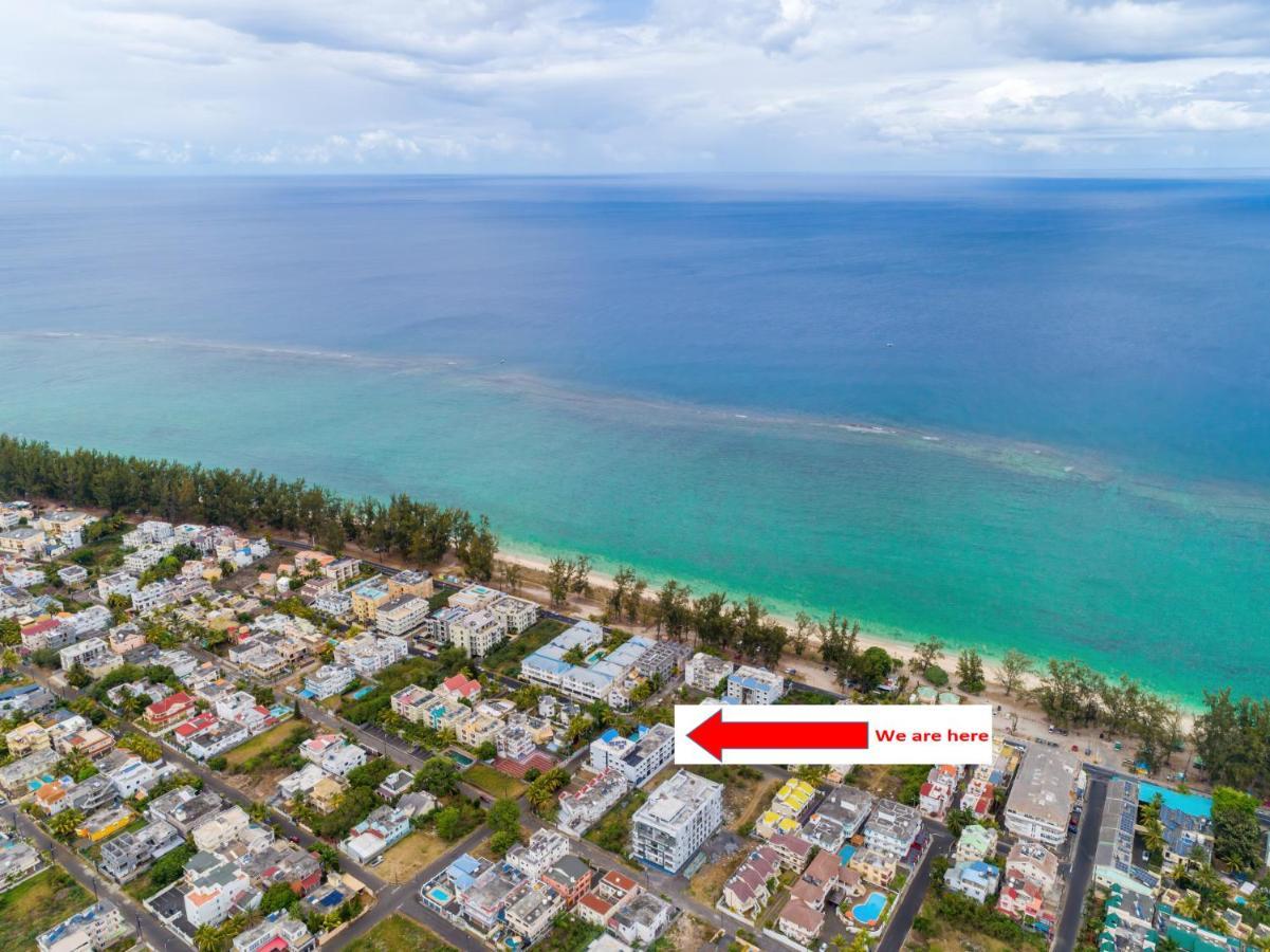 Les Cerisiers Beach Residence, Cosy And Modern 3 Bedroom Apartment Located 50 Metres From The Beach And From All Amenities And Restaurants On The Coastal Road Flic-en-Flacq Kültér fotó